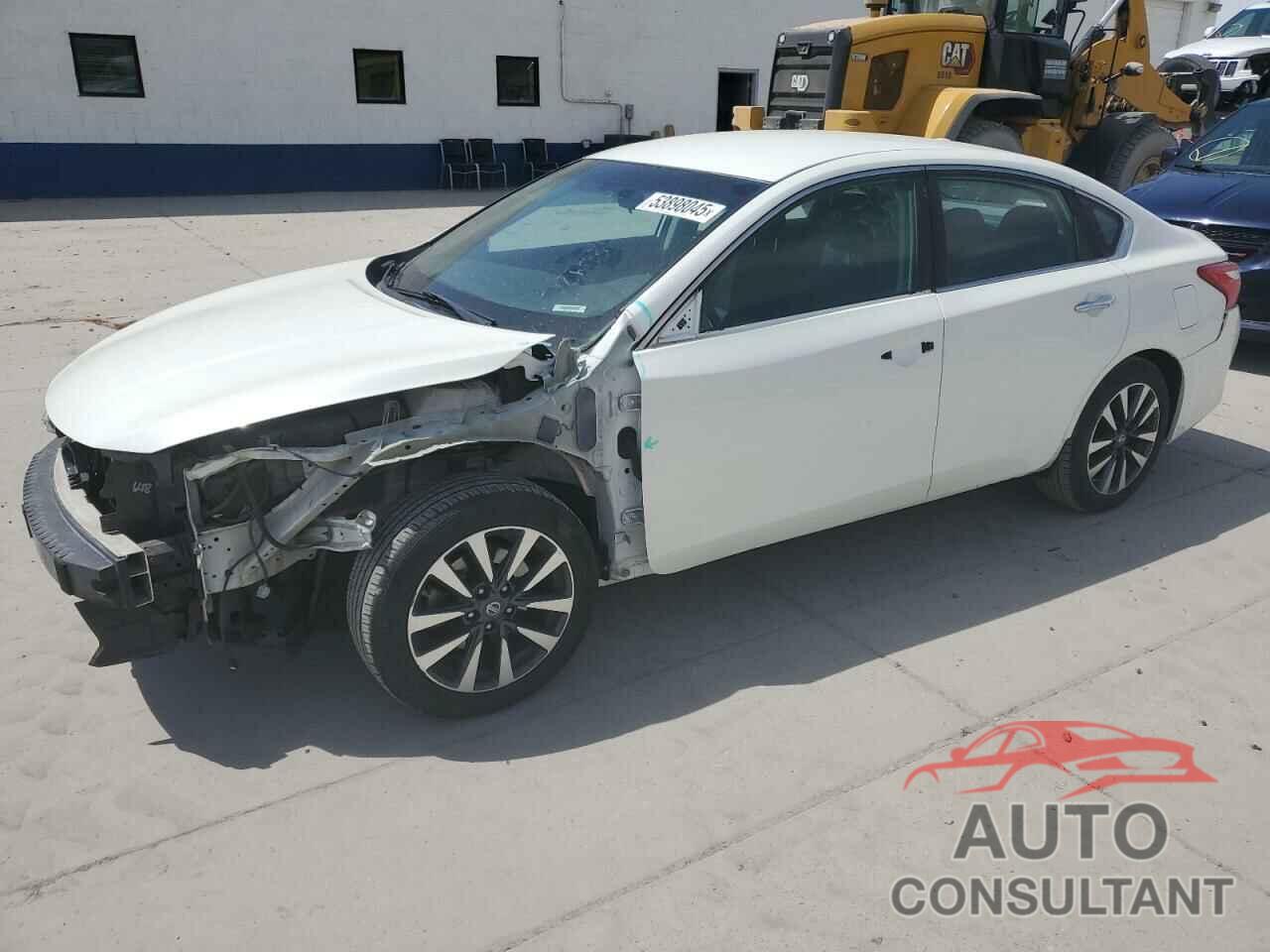NISSAN ALTIMA 2017 - 1N4AL3AP0HC174417