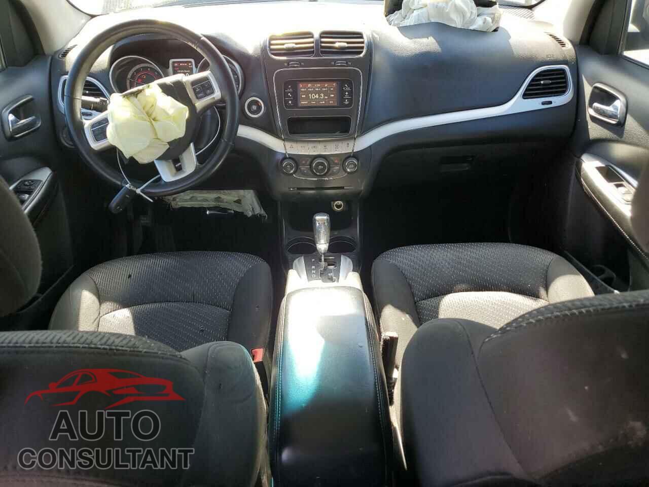 DODGE JOURNEY 2015 - 3C4PDCAB4FT752672