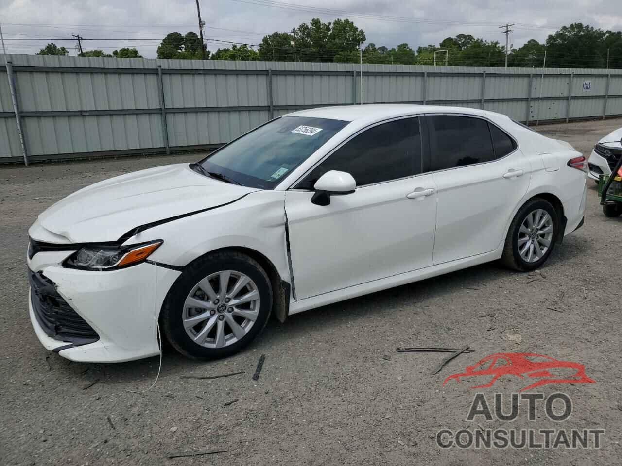 TOYOTA CAMRY 2018 - JTNB11HK6J3002011