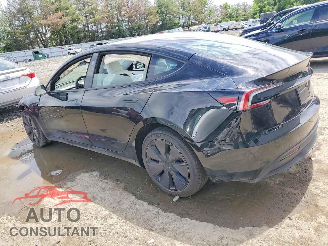 TESLA MODEL 3 2026 - 5YJ3E1EA6TF122129