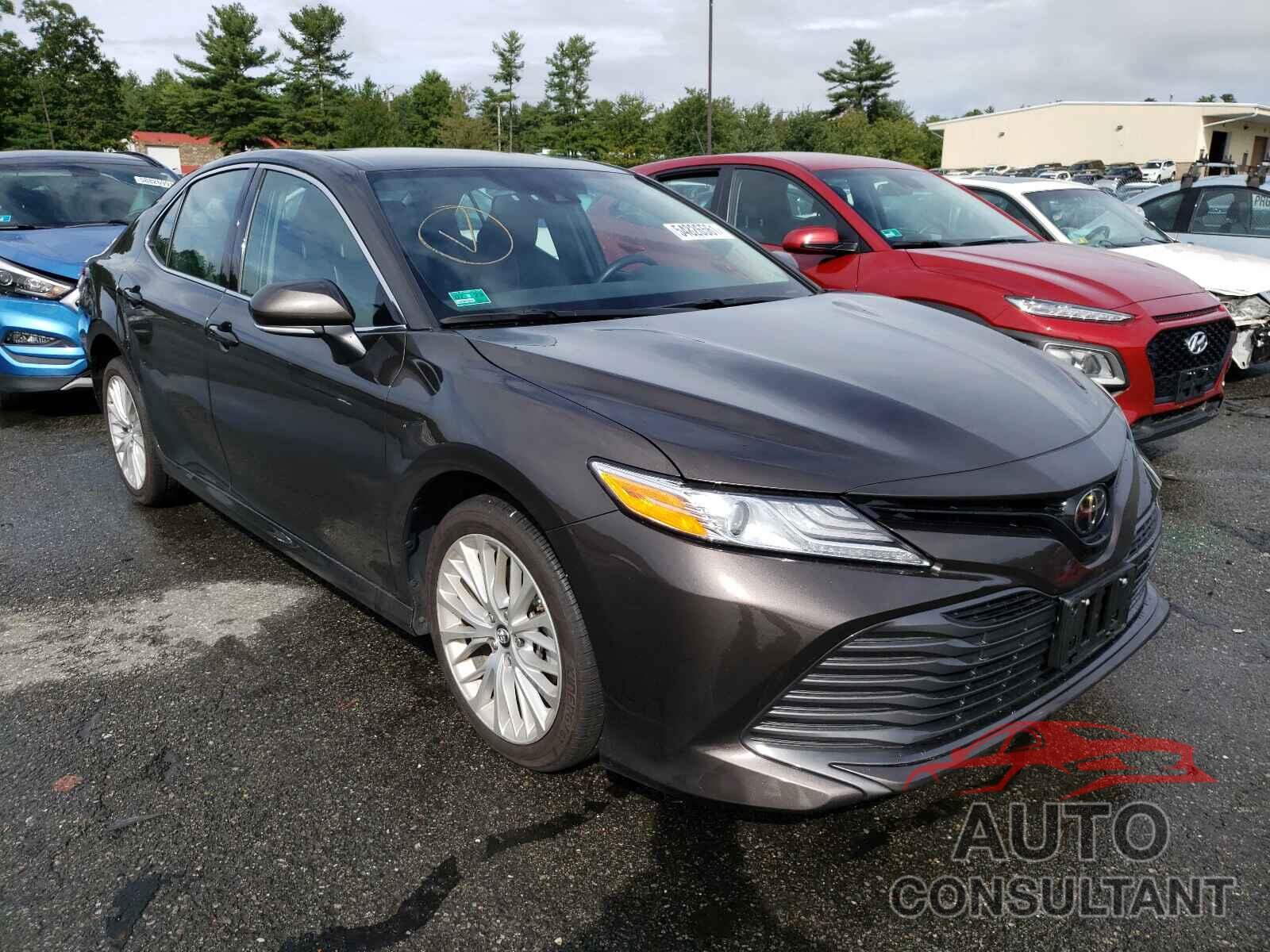 TOYOTA CAMRY 2019 - 4T1B11HKXKU756959