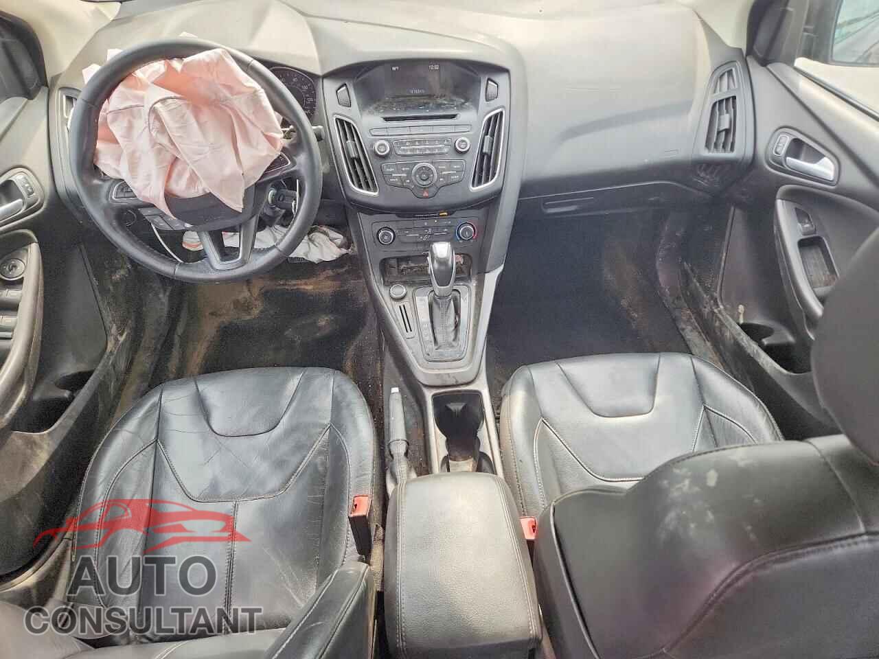 FORD FOCUS 2016 - 1FADP3F28GL232111