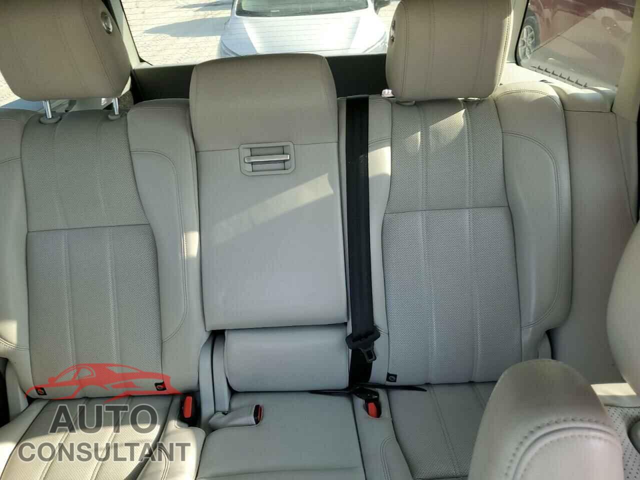 LAND ROVER RANGEROVER 2017 - SALGS2FV0HA362643
