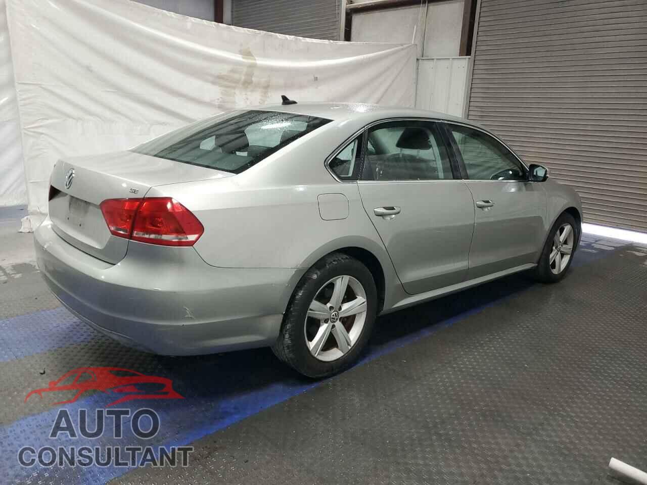 VOLKSWAGEN PASSAT 2013 - 1VWBP7A31DC079105