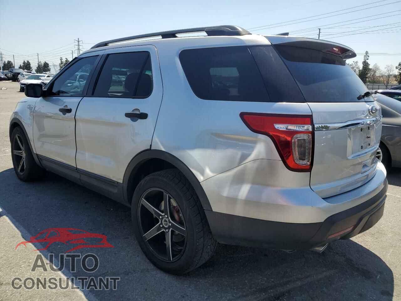 FORD EXPLORER 2015 - 1FM5K8B89FGB05648