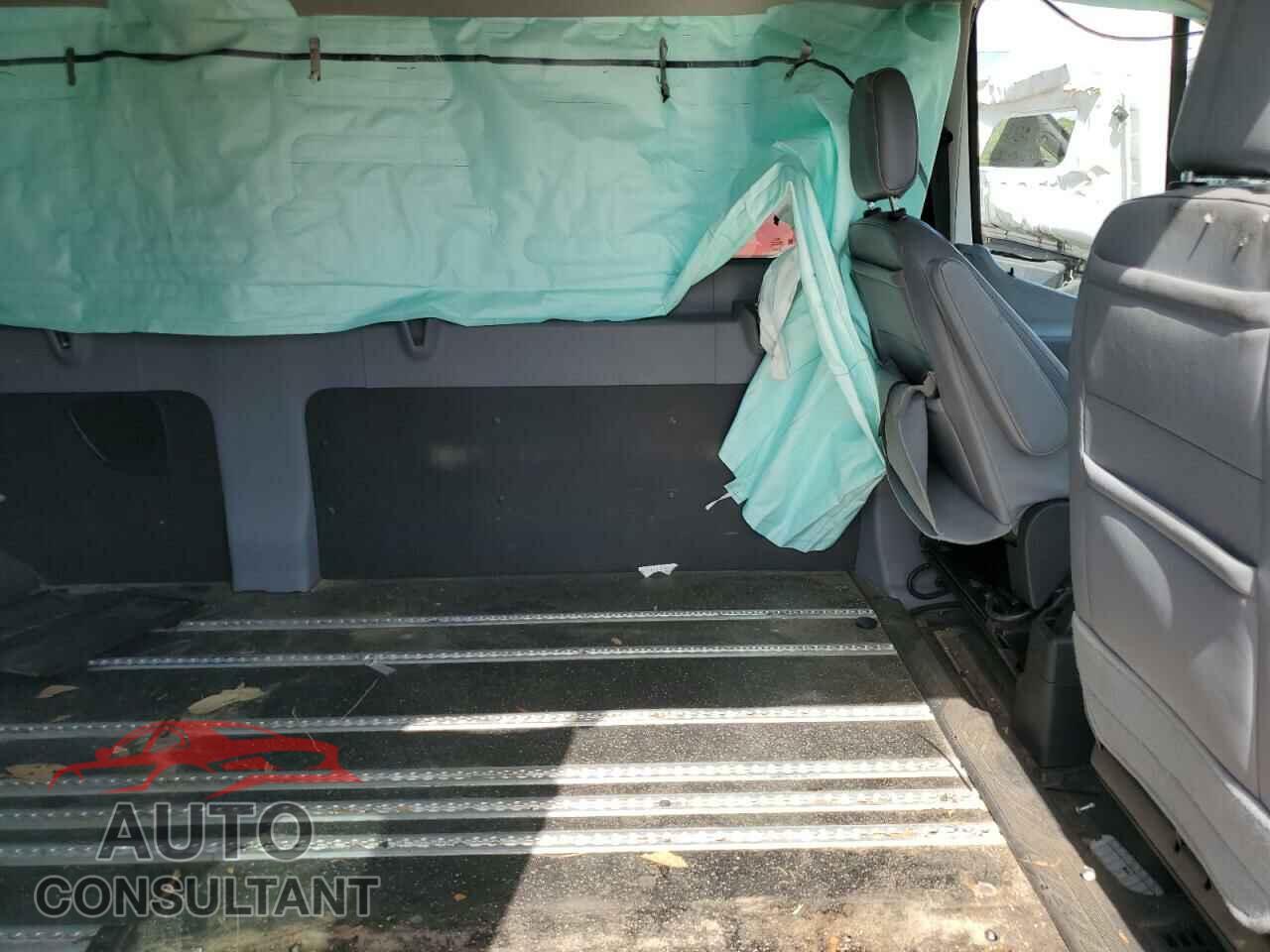 FORD TRANSIT 2018 - 1FBZX2CM4JKB47817