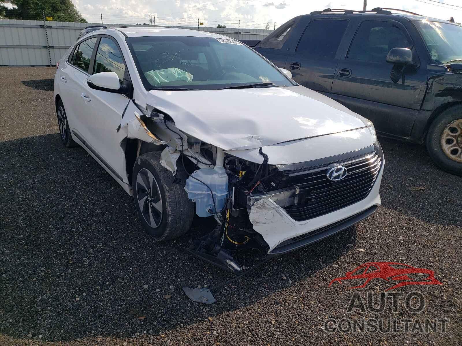 HYUNDAI IONIQ 2017 - KMHC75LC8HU018936