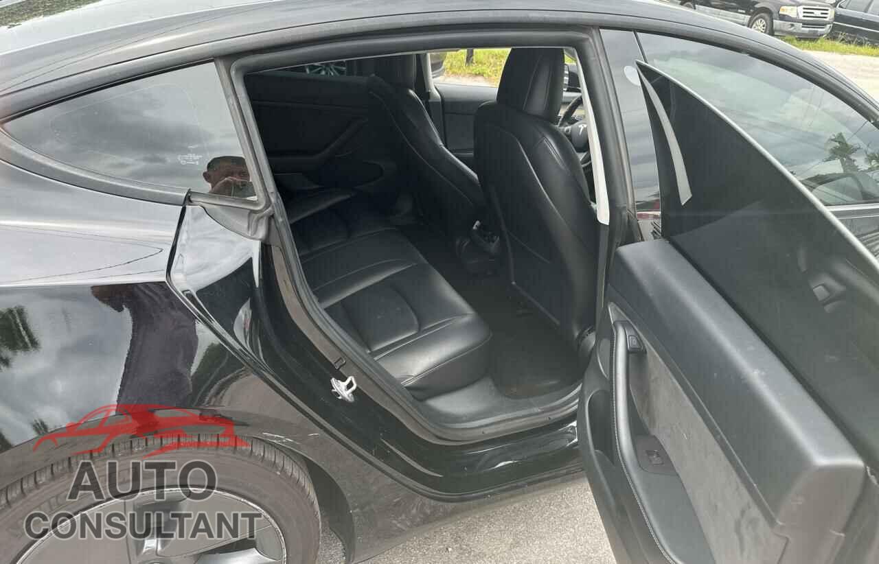 TESLA MODEL 3 2021 - 5YJ3E1EA9MF048657