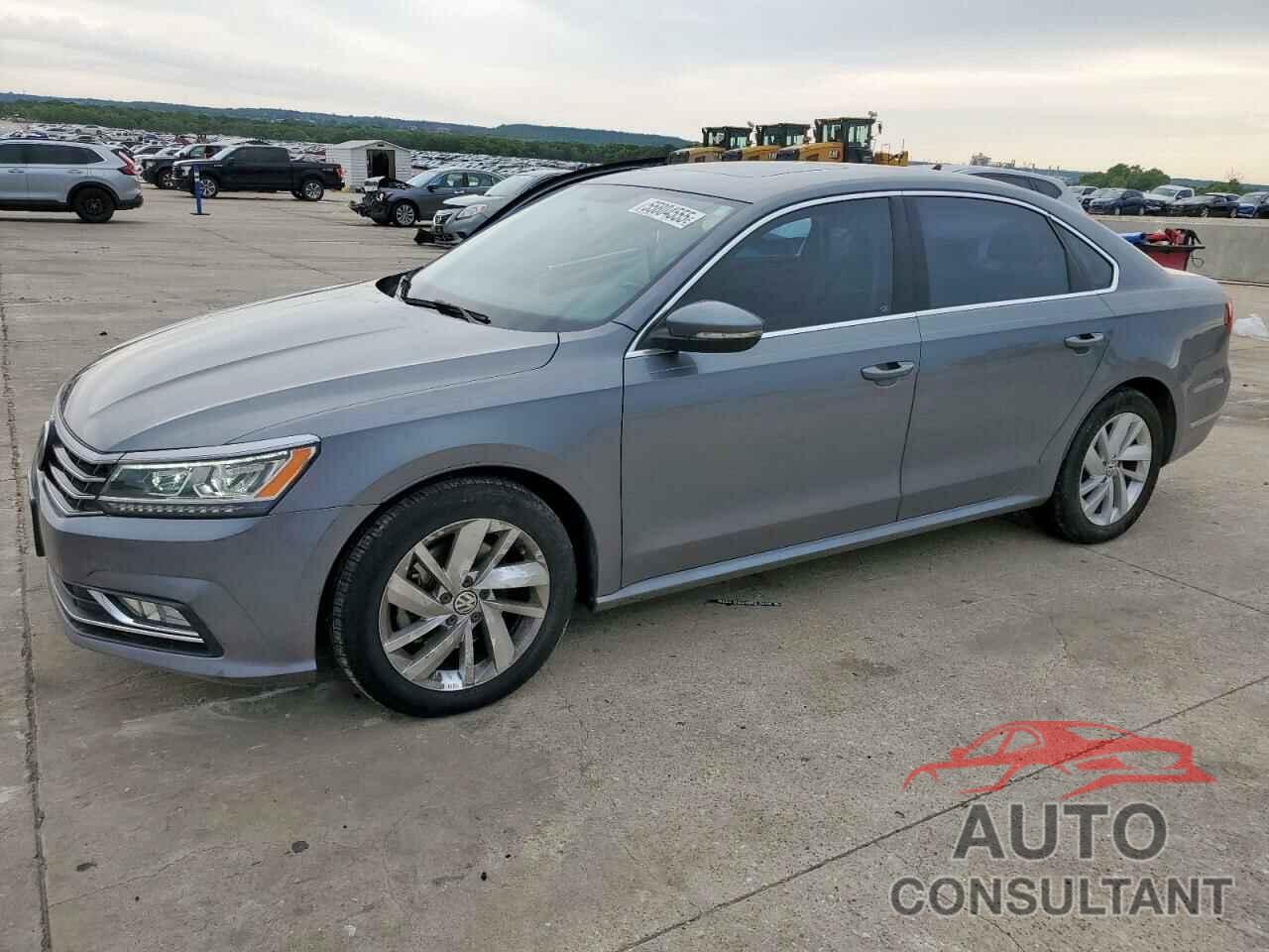 VOLKSWAGEN PASSAT 2018 - 1VWBA7A3XJC017148