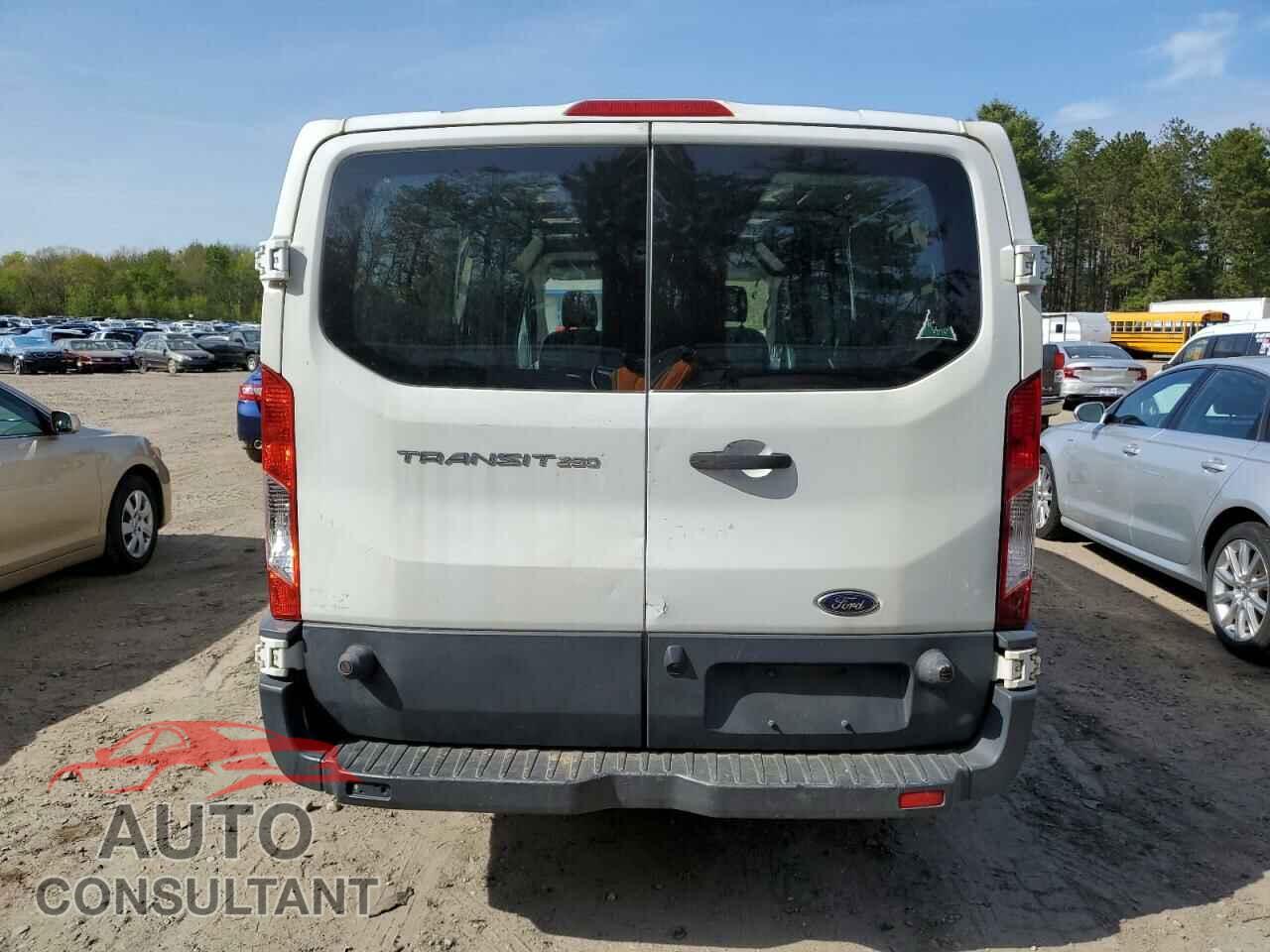 FORD TRANSIT 2017 - 1FTYR2ZM7HKB14202