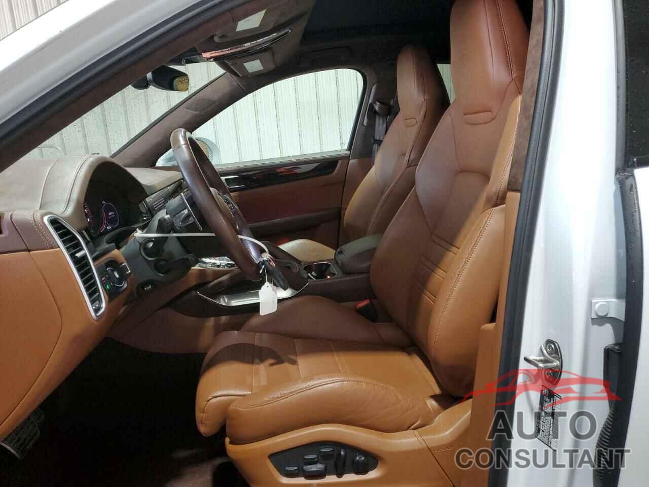 PORSCHE CAYENNE 2023 - WP1BF2AY0PDA35128