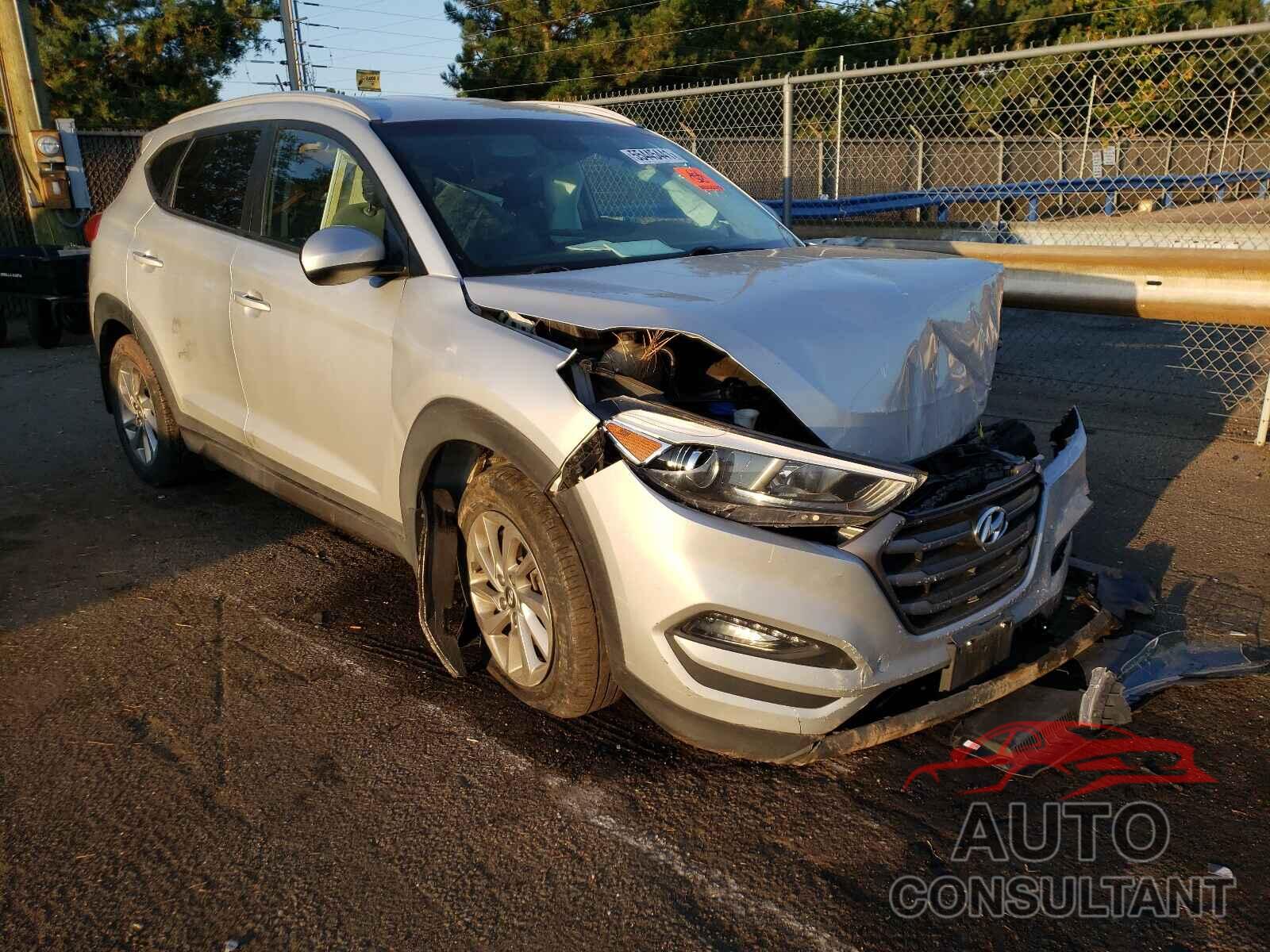 HYUNDAI TUCSON 2016 - KM8J3CA49GU133143