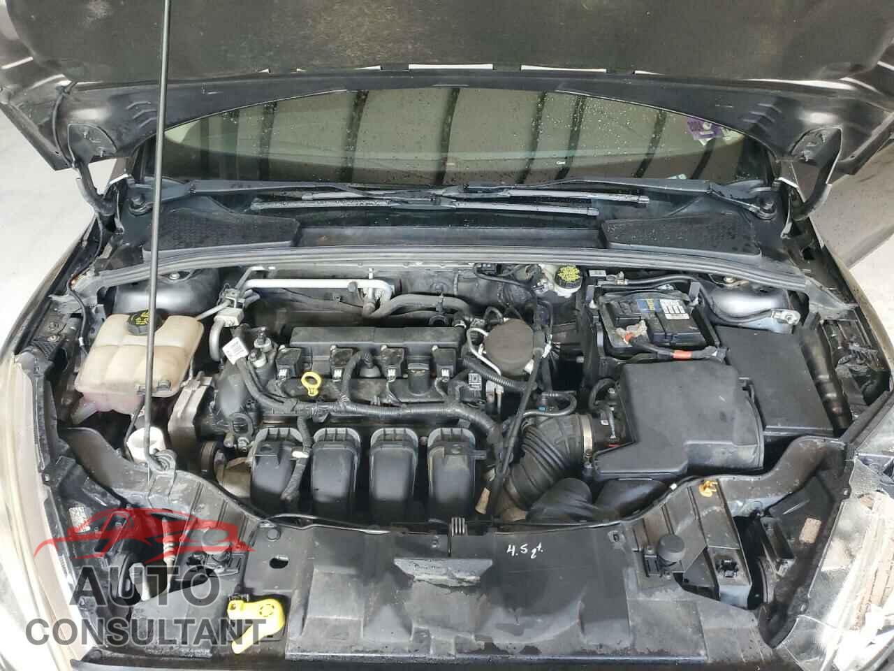 FORD FOCUS 2015 - 1FADP3F21FL373889
