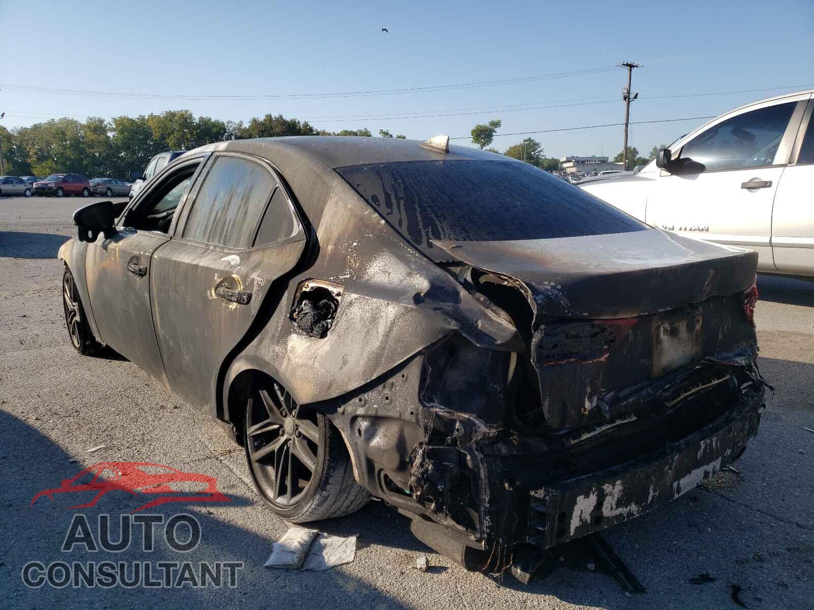 LEXUS IS 2016 - JTHBA1D21G5014296
