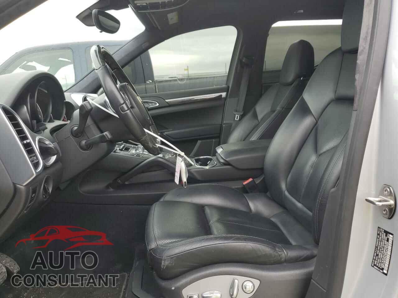 PORSCHE CAYENNE 2013 - WP1AD2A23DLA79333