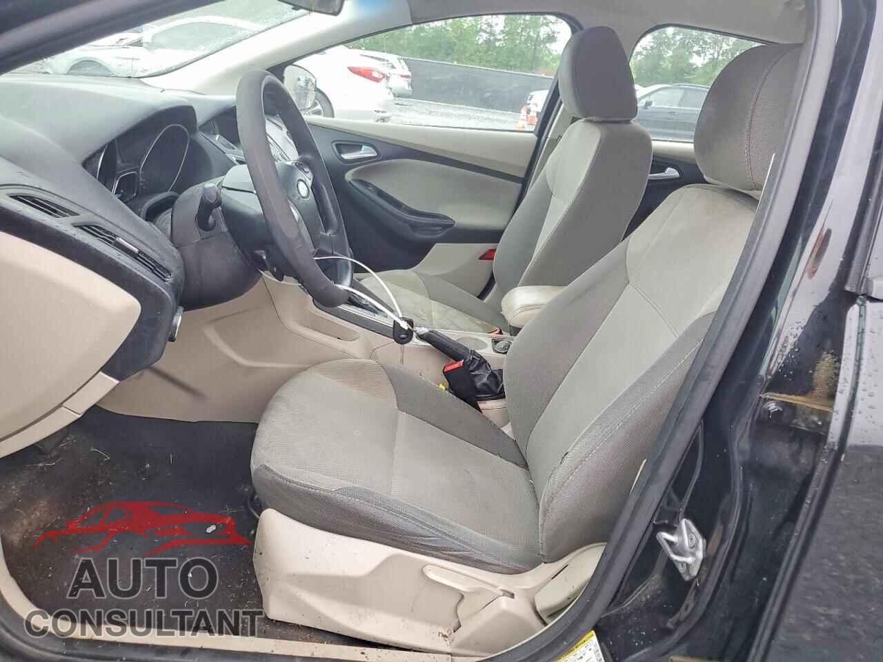 FORD FOCUS 2014 - 1FADP3F2XEL251322