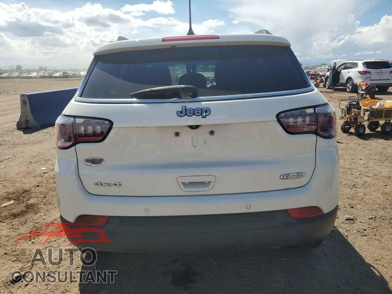 JEEP COMPASS 2017 - 3C4NJDBB5HT688715