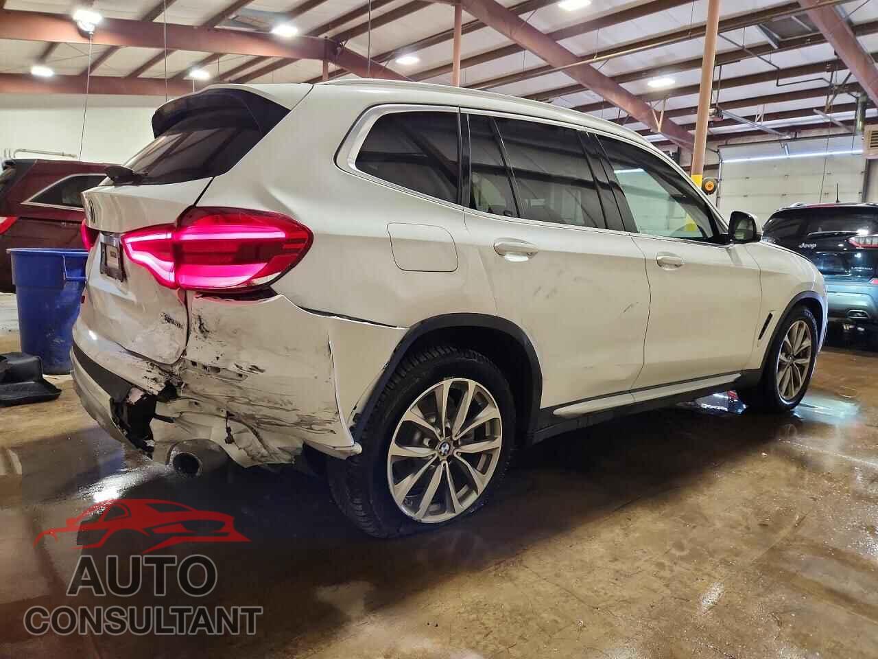 BMW X3 2018 - 5UXTR9C51JLD69076