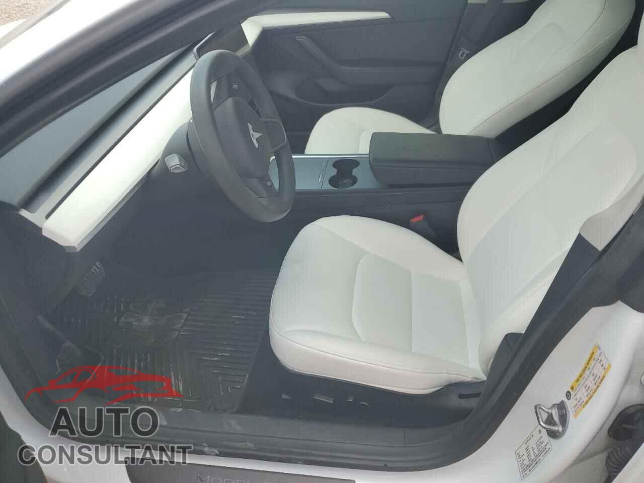 TESLA MODEL 3 2022 - 5YJ3E1EA8NF331424