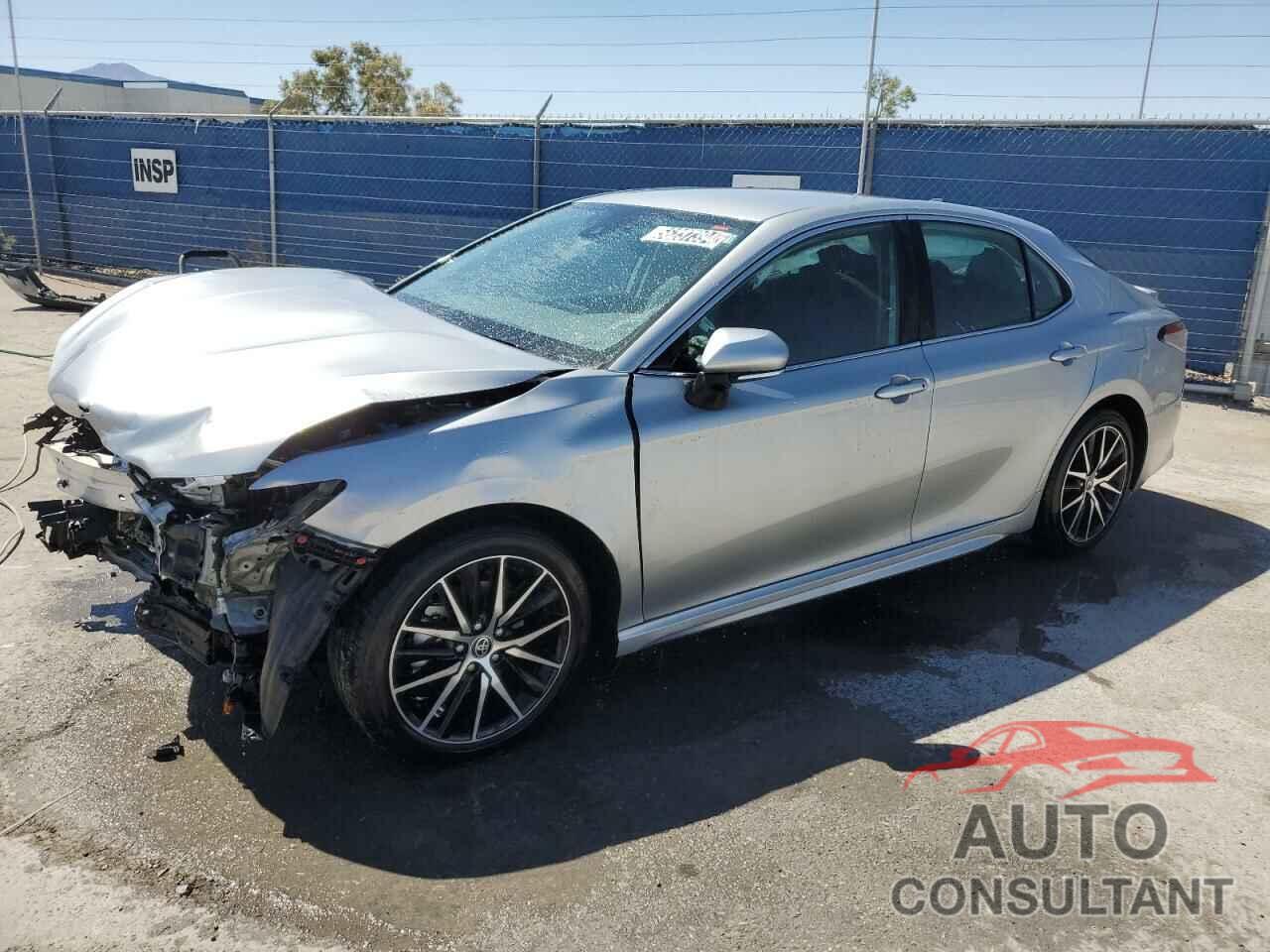 TOYOTA CAMRY 2023 - 4T1G11AK5PU149794