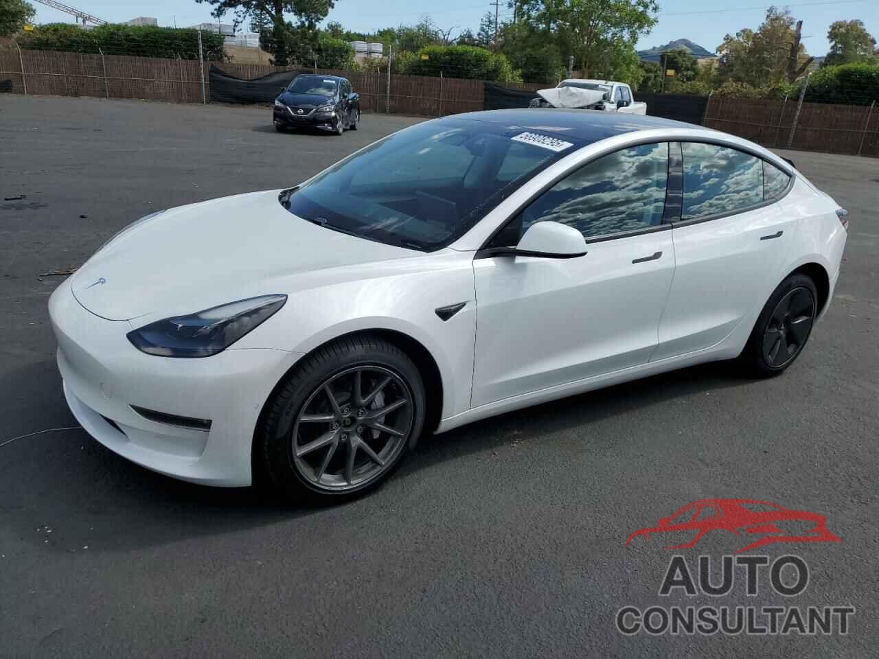TESLA MODEL 3 2021 - 5YJ3E1EB5MF004003