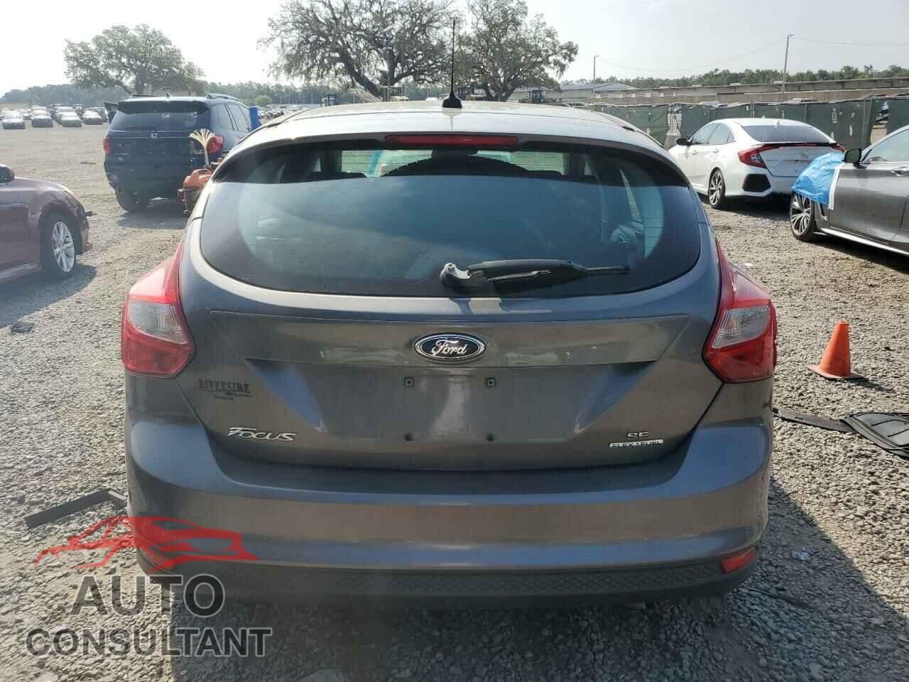 FORD FOCUS 2012 - 1FAHP3K28CL413193