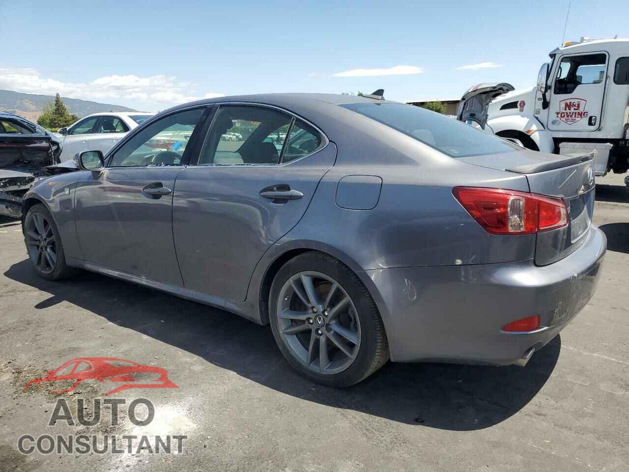 LEXUS IS 2012 - JTHBF5C22C5177477