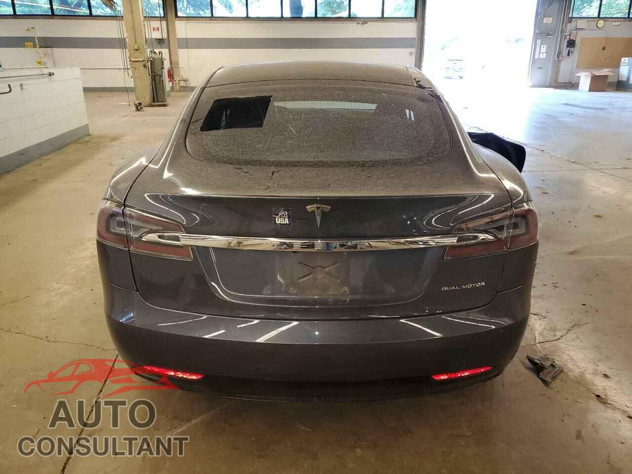 TESLA MODEL S 2019 - 5YJSA1E22KF338669