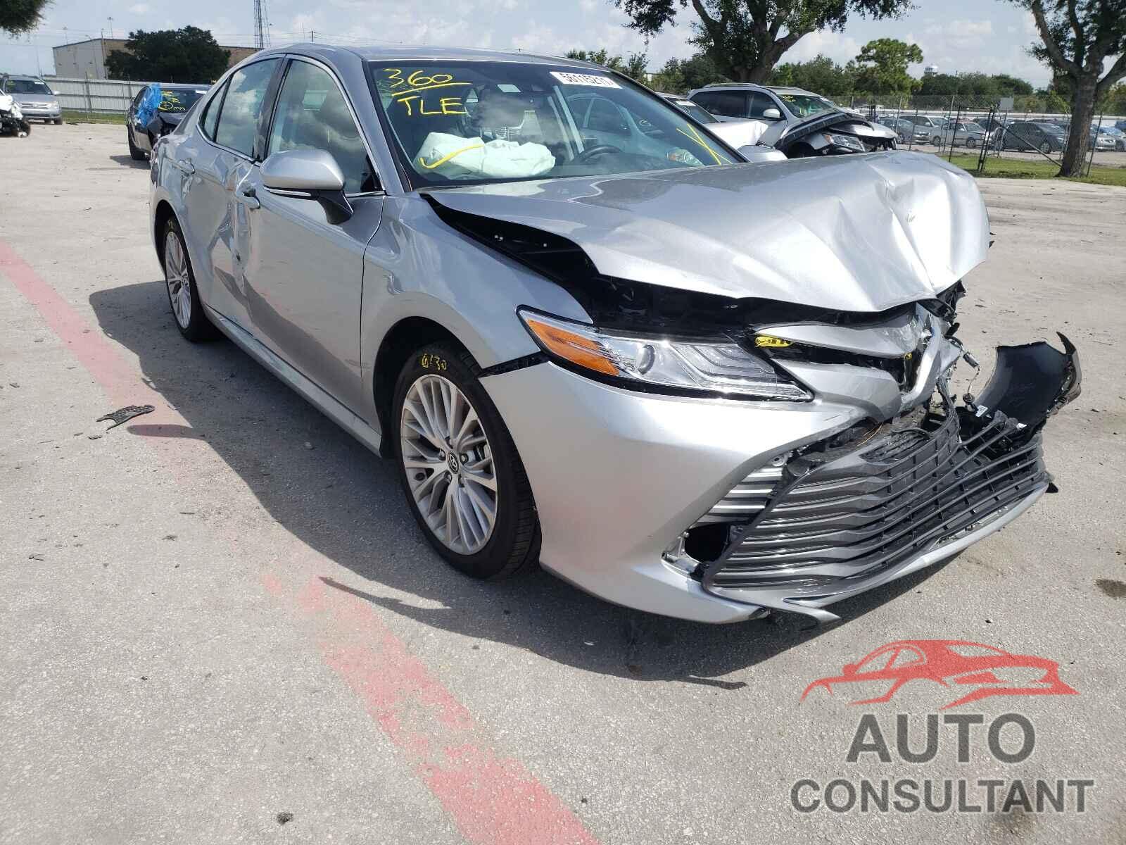 TOYOTA CAMRY 2019 - 4T1B11HK4KU766449