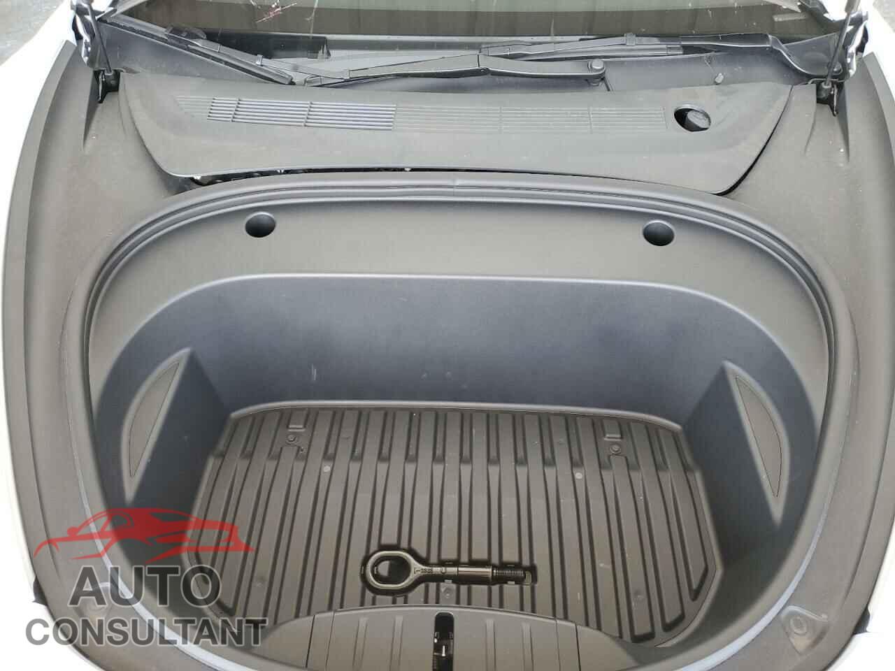 TESLA MODEL 3 2023 - 5YJ3E1EA3PF712455