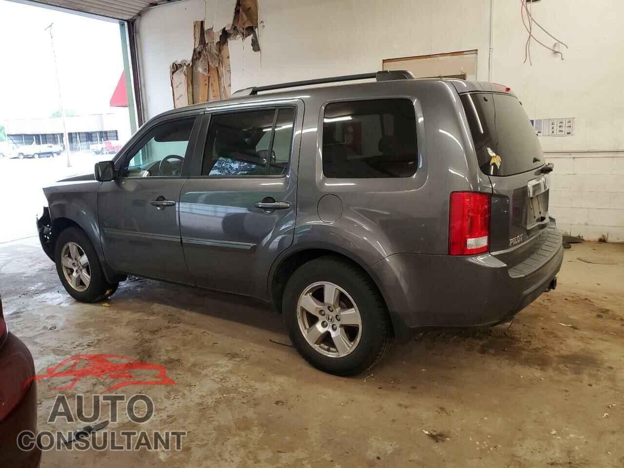 HONDA PILOT 2011 - 5FNYF4H62BB040649