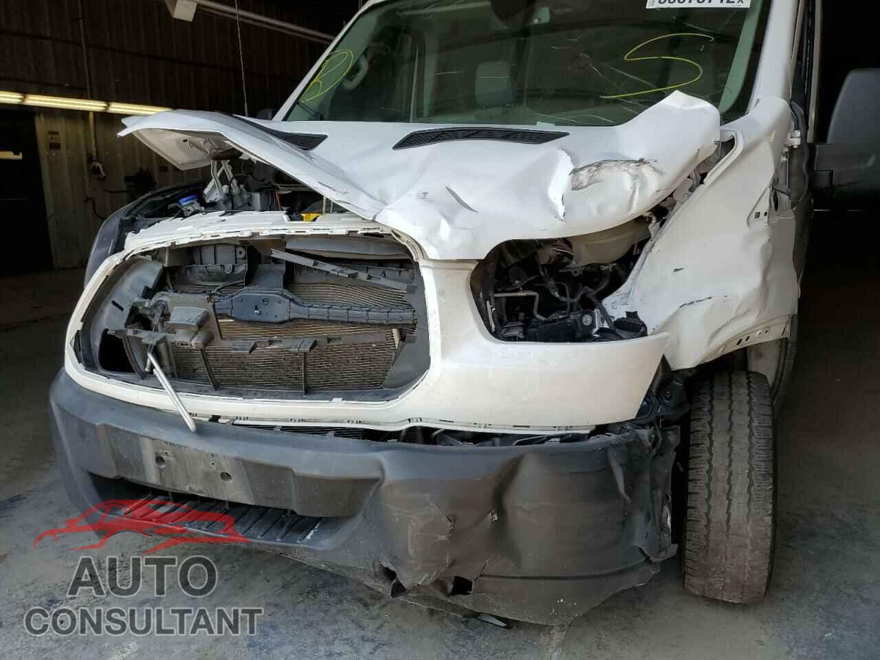 FORD TRANSIT 2019 - 1FTYR2CM8KKB45832