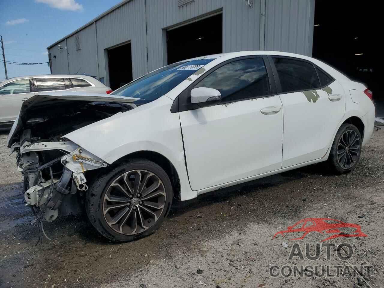 TOYOTA COROLLA 2015 - 5YFBURHE1FP224877