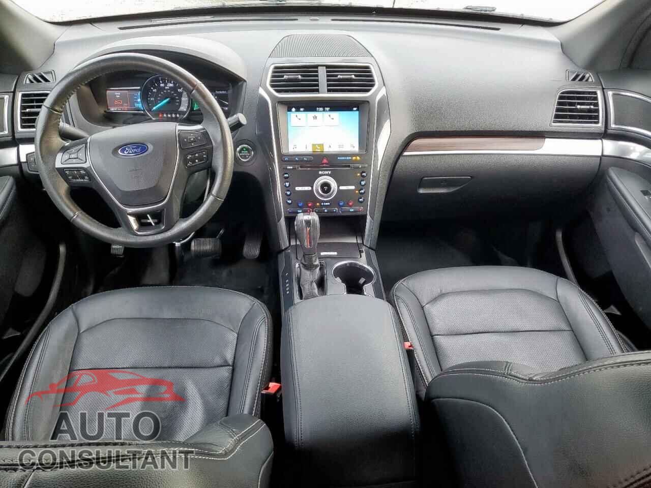 FORD EXPLORER 2018 - 1FM5K7F83JGC69264