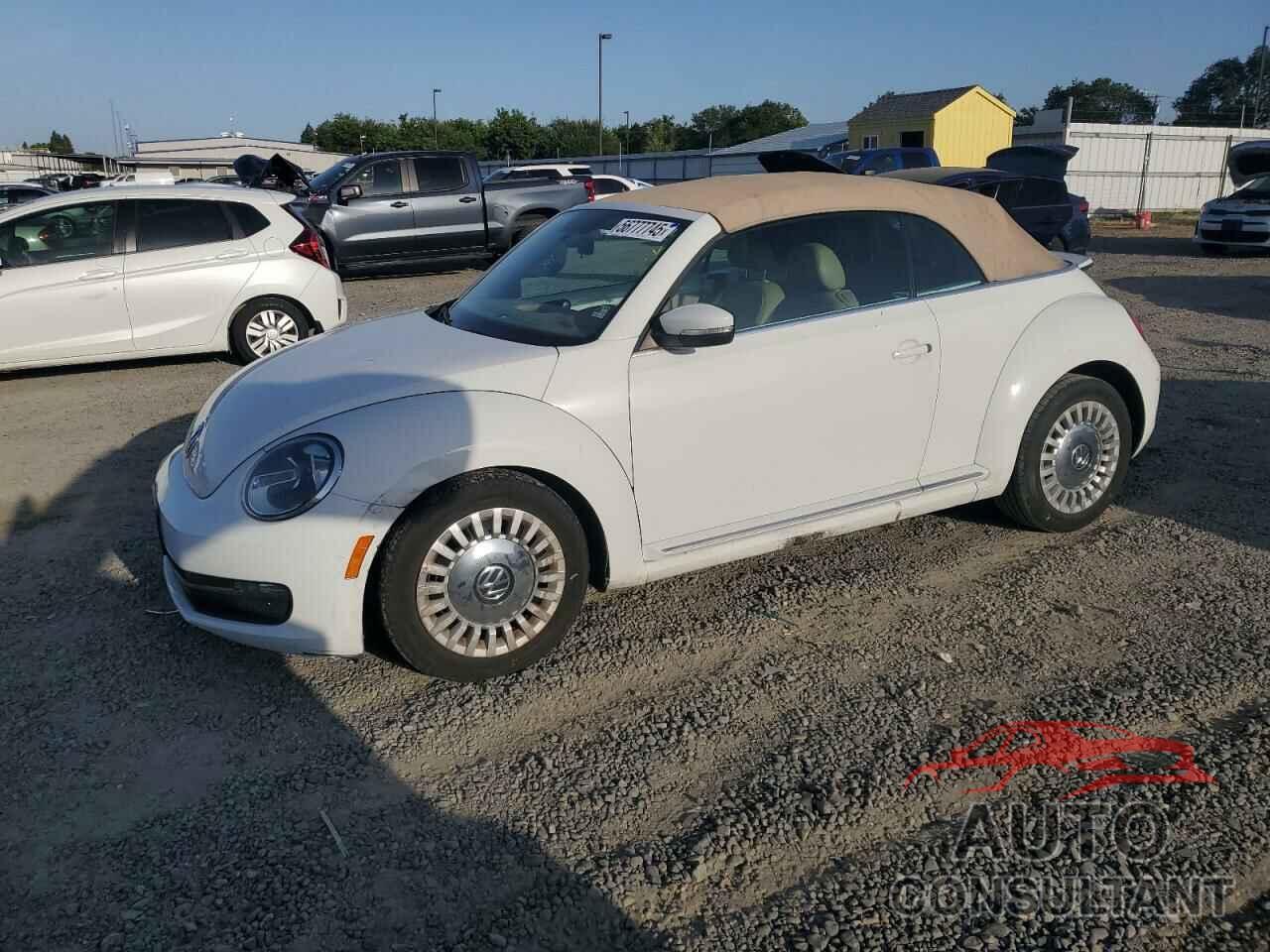 VOLKSWAGEN BEETLE 2015 - 3VW517AT0FM815175