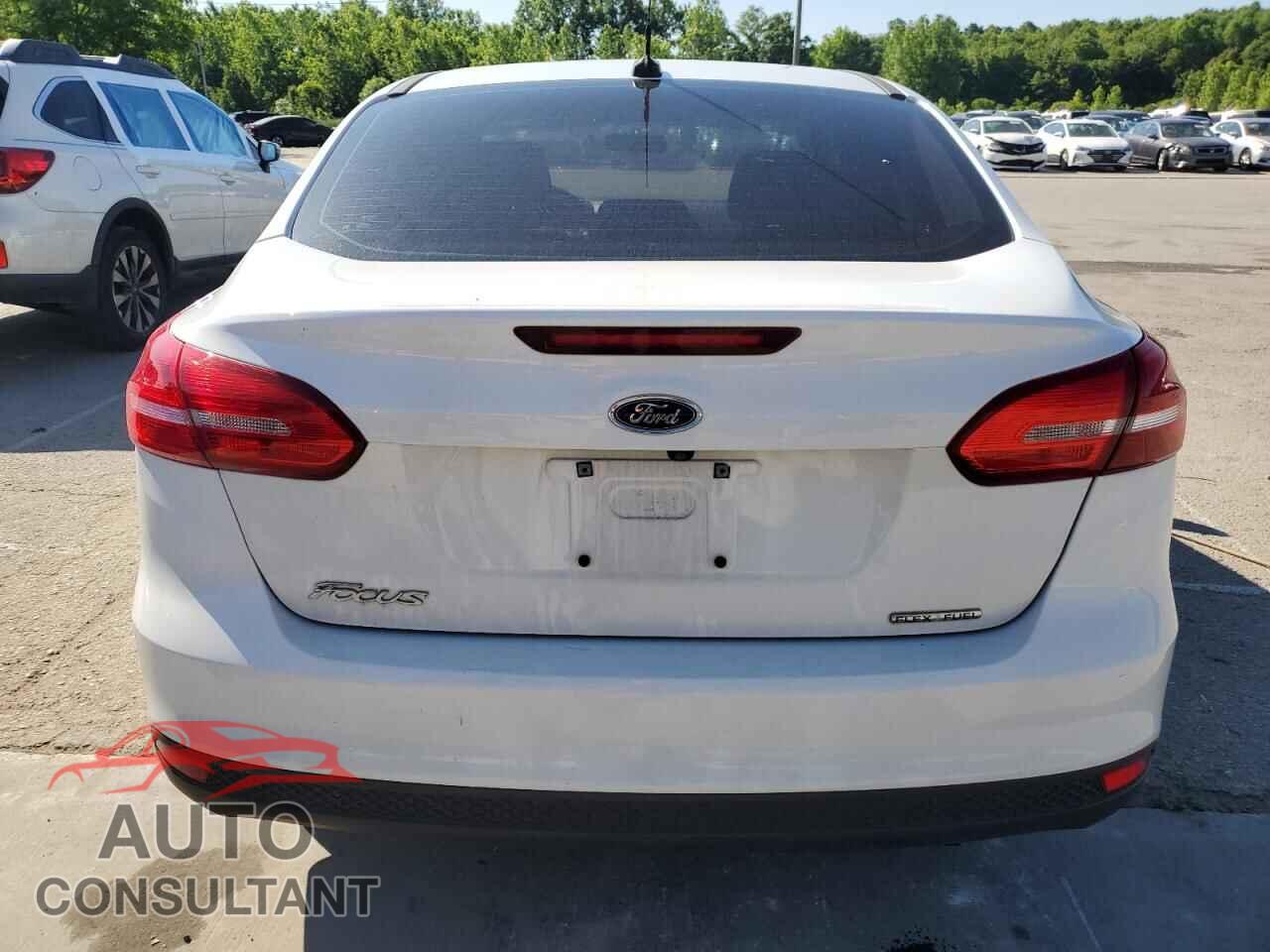 FORD FOCUS 2016 - 1FADP3E21GL226071