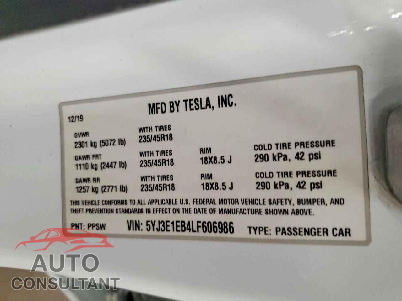 TESLA MODEL 3 2020 - 5YJ3E1EB4LF606986