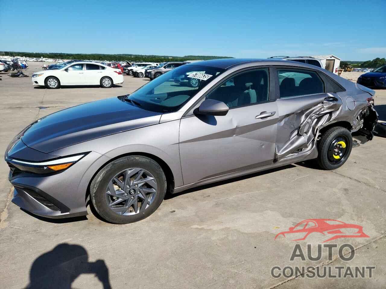 HYUNDAI ELANTRA 2024 - KMHLM4DGXRU691605