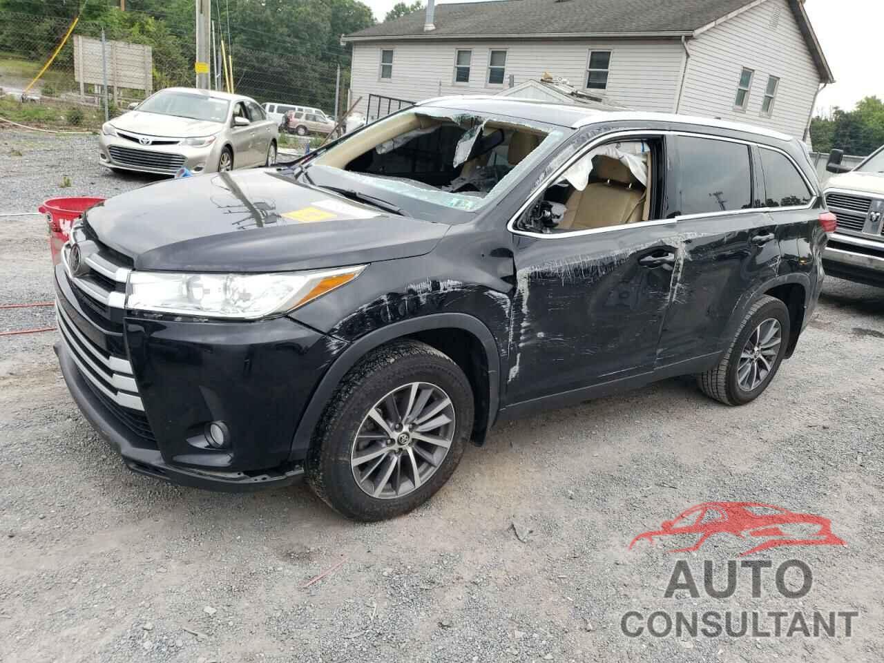 TOYOTA HIGHLANDER 2019 - 5TDJZRFH5KS567283