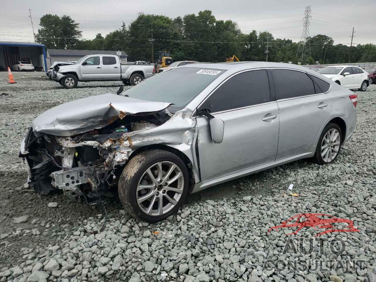 TOYOTA AVALON 2013 - 4T1BK1EB1DU069129