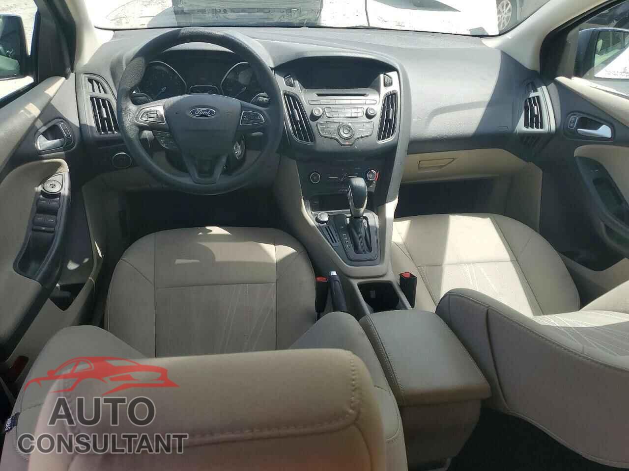 FORD FOCUS 2017 - 1FADP3F27HL256711