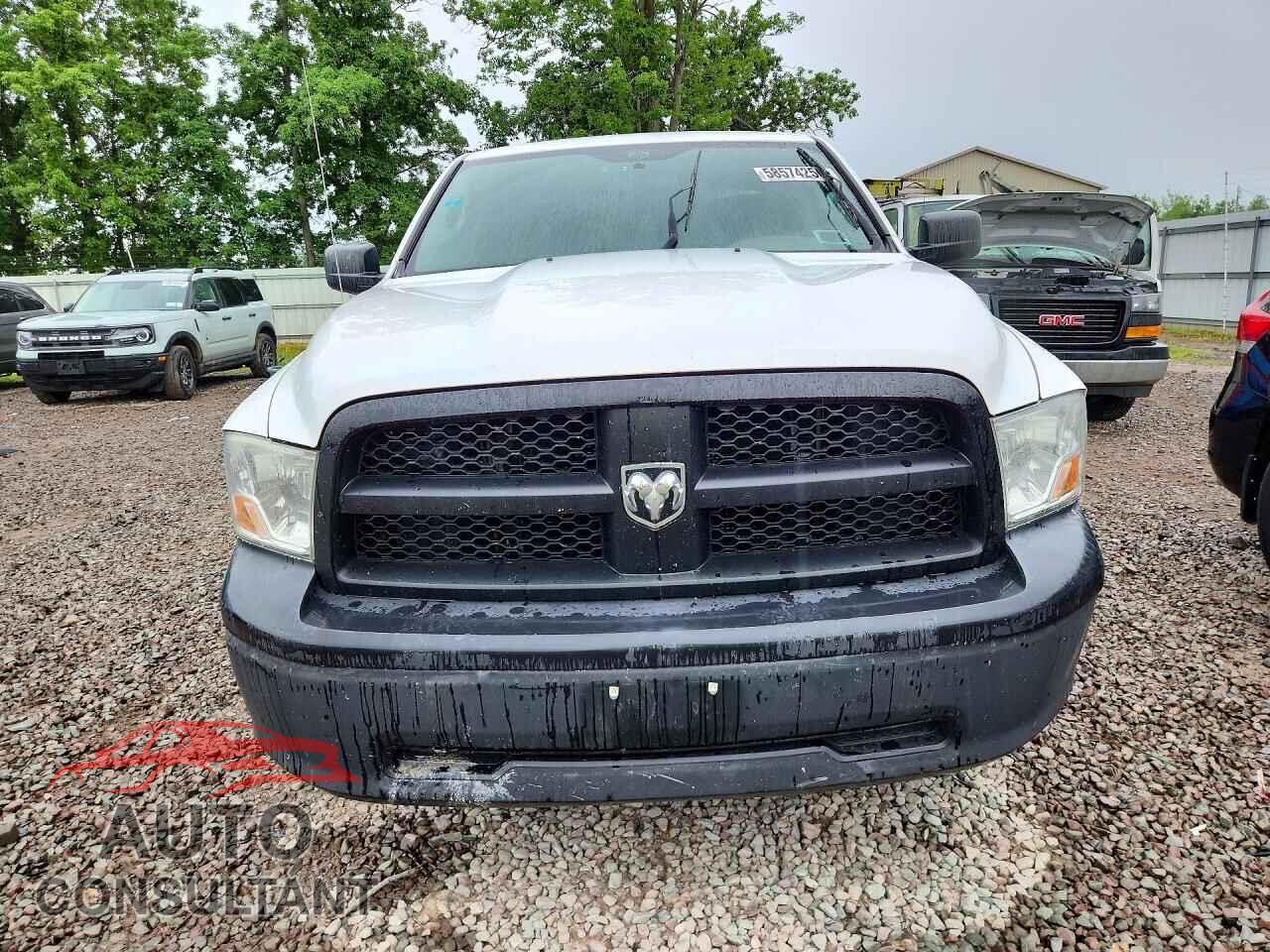 DODGE RAM 1500 2012 - 1C6RD7FT9CS303218
