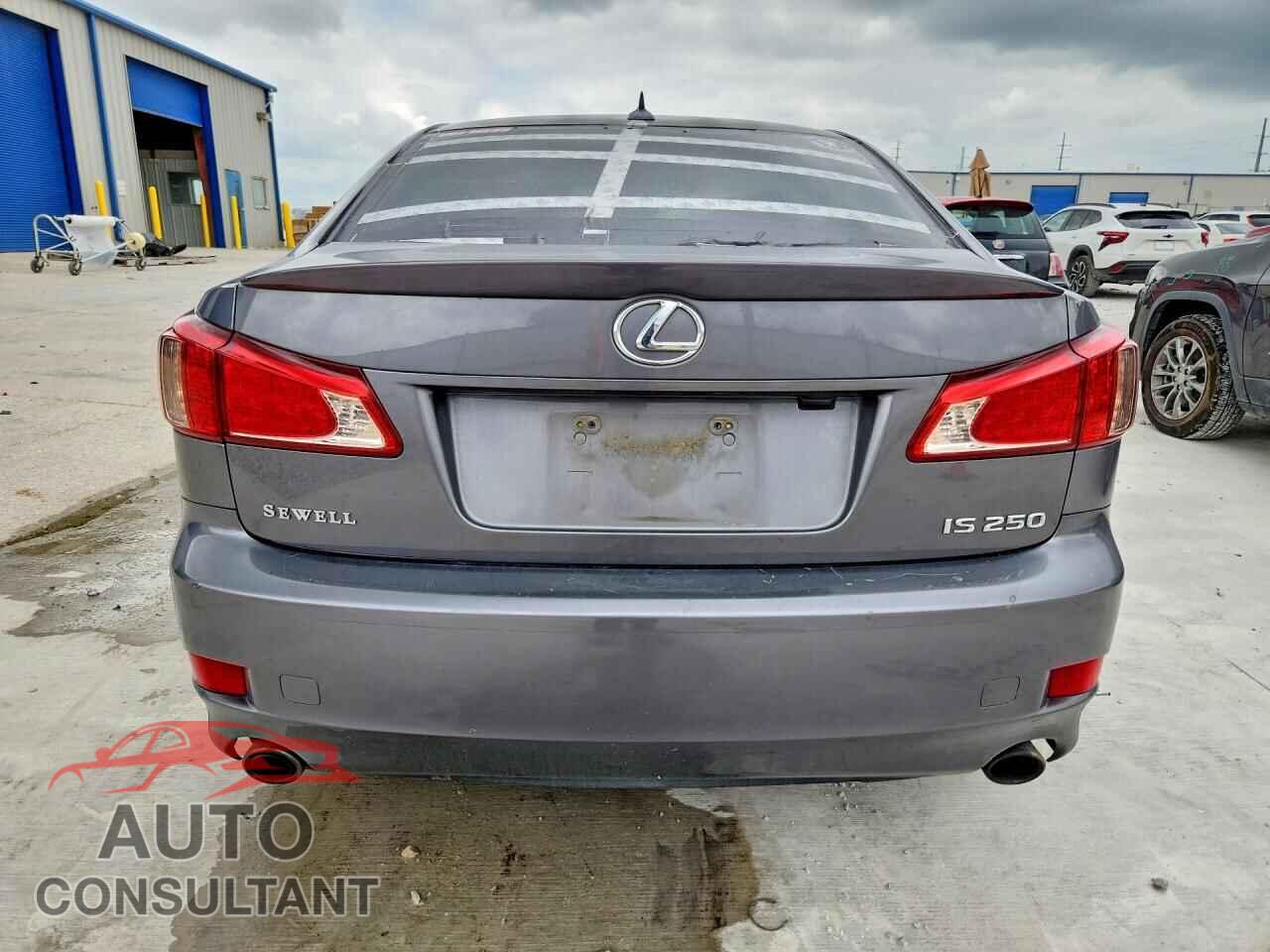 LEXUS IS 2012 - JTHBF5C21C5157401