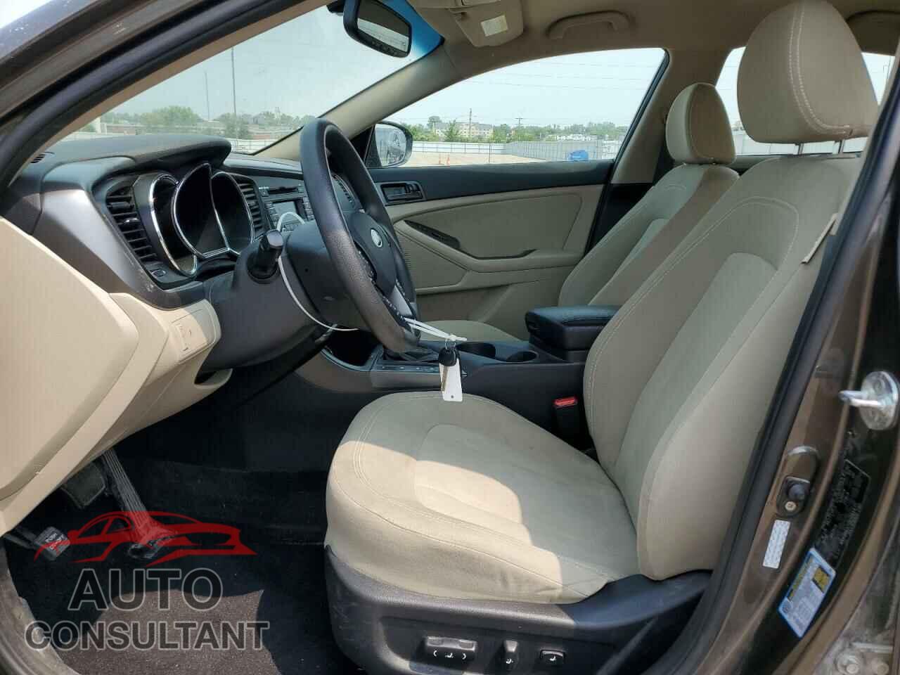 KIA OPTIMA 2011 - KNAGM4A75B5064477