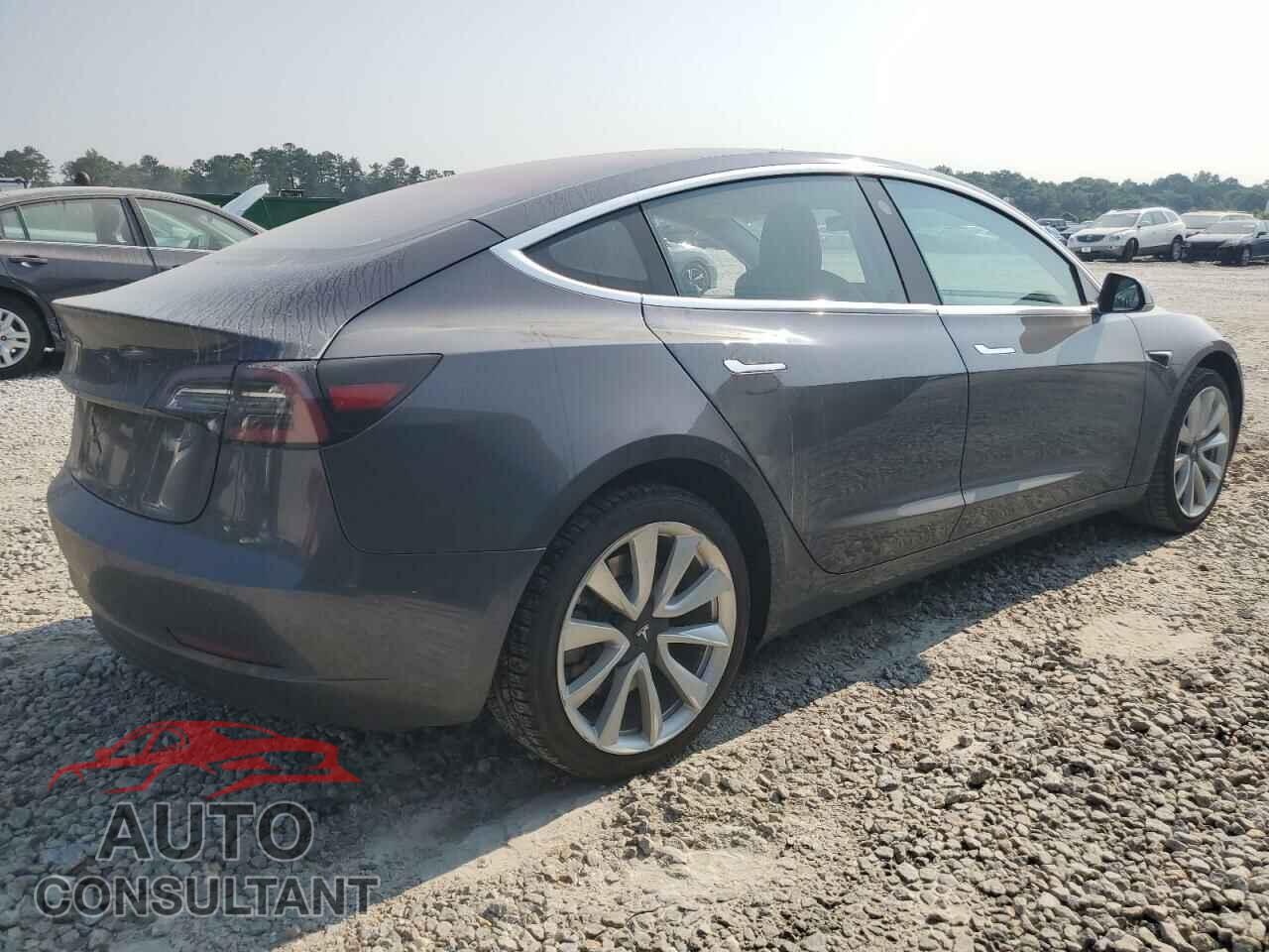 TESLA MODEL 3 2018 - 5YJ3E1EA8JF006038