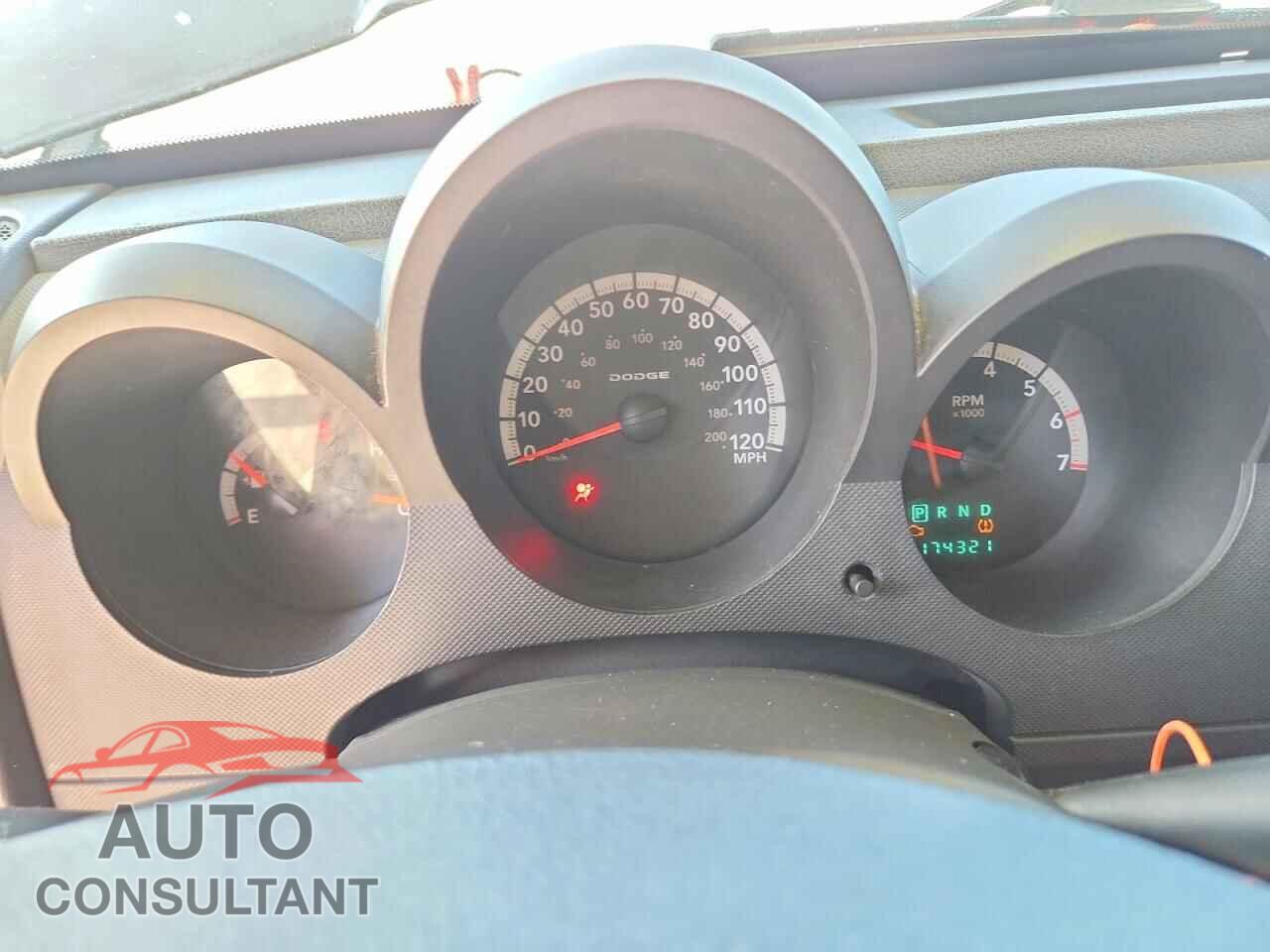DODGE NITRO 2011 - 1D4PU4GK4BW590627