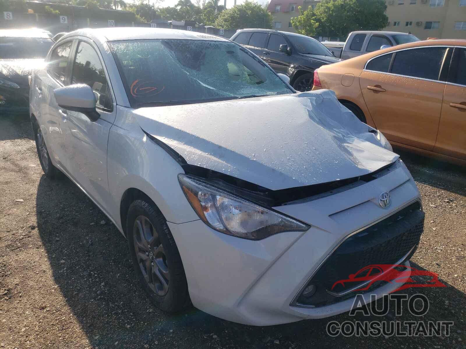 TOYOTA YARIS 2019 - 3MYDLBYV9KY504710