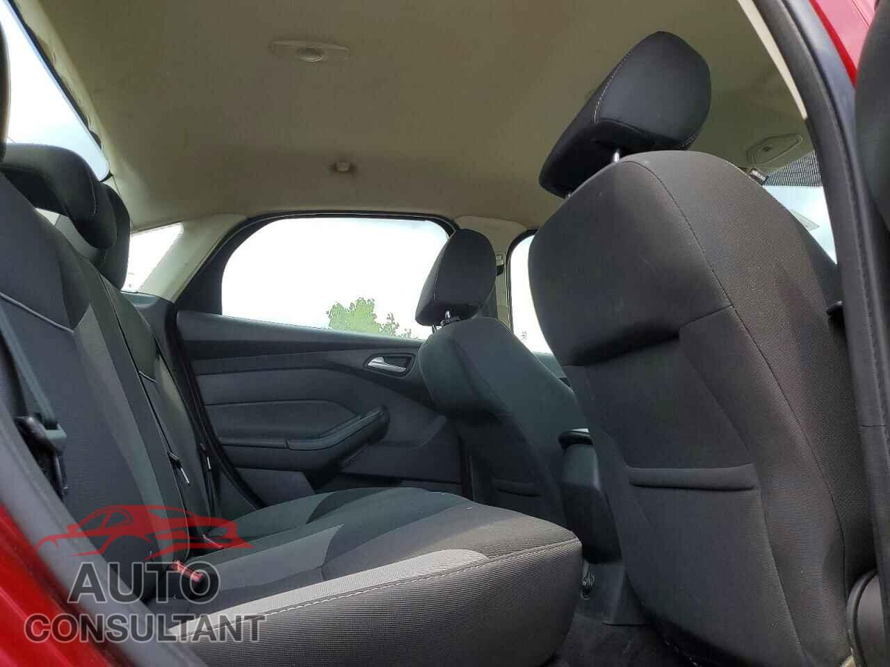FORD FOCUS 2013 - 1FADP3F21DL322583