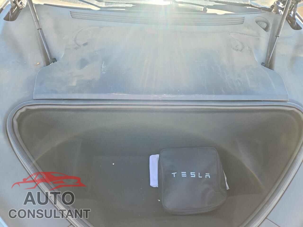 TESLA MODEL S 2021 - 5YJSA1E20MF427773