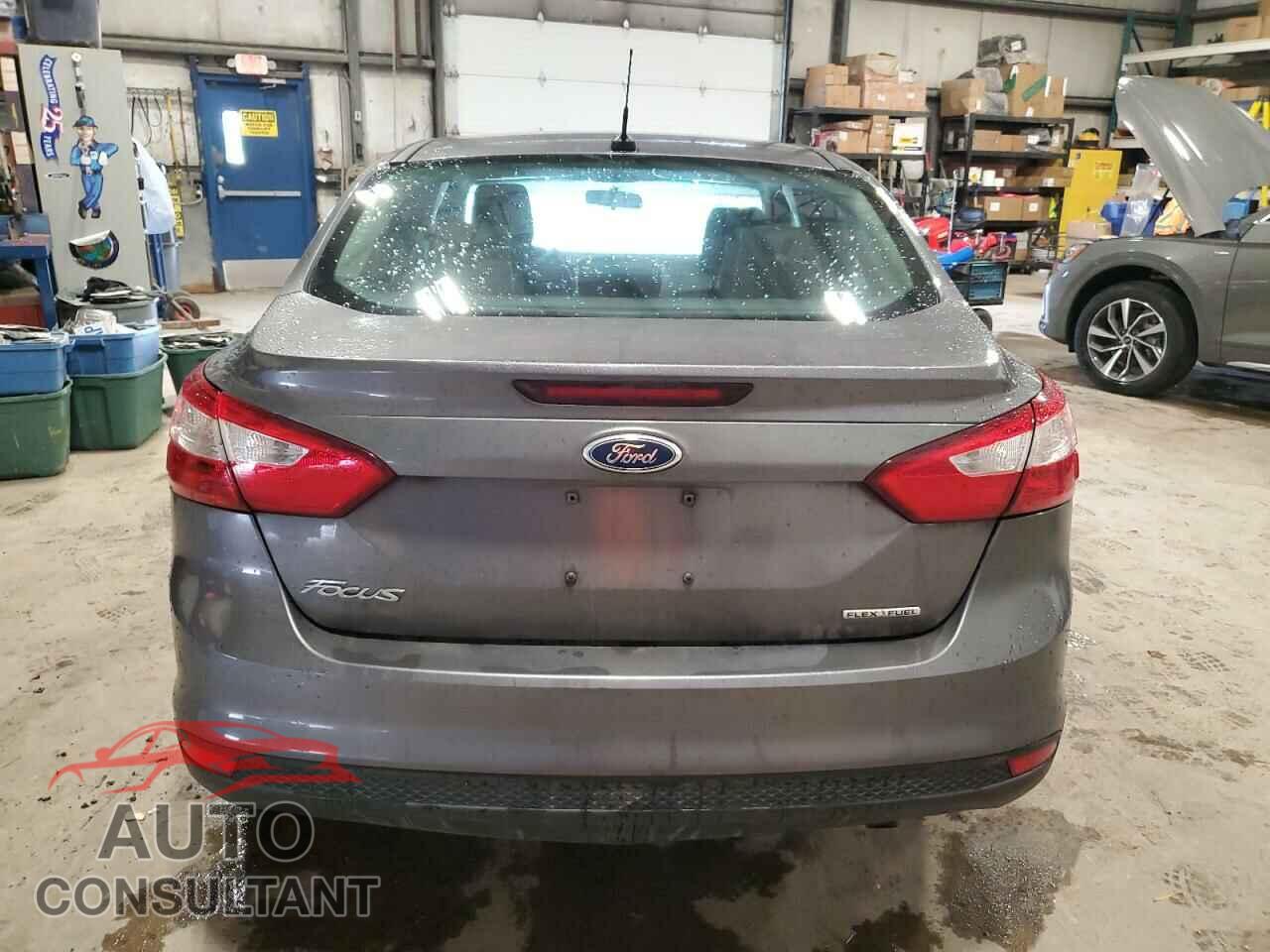 FORD FOCUS 2013 - 1FADP3E21DL328286